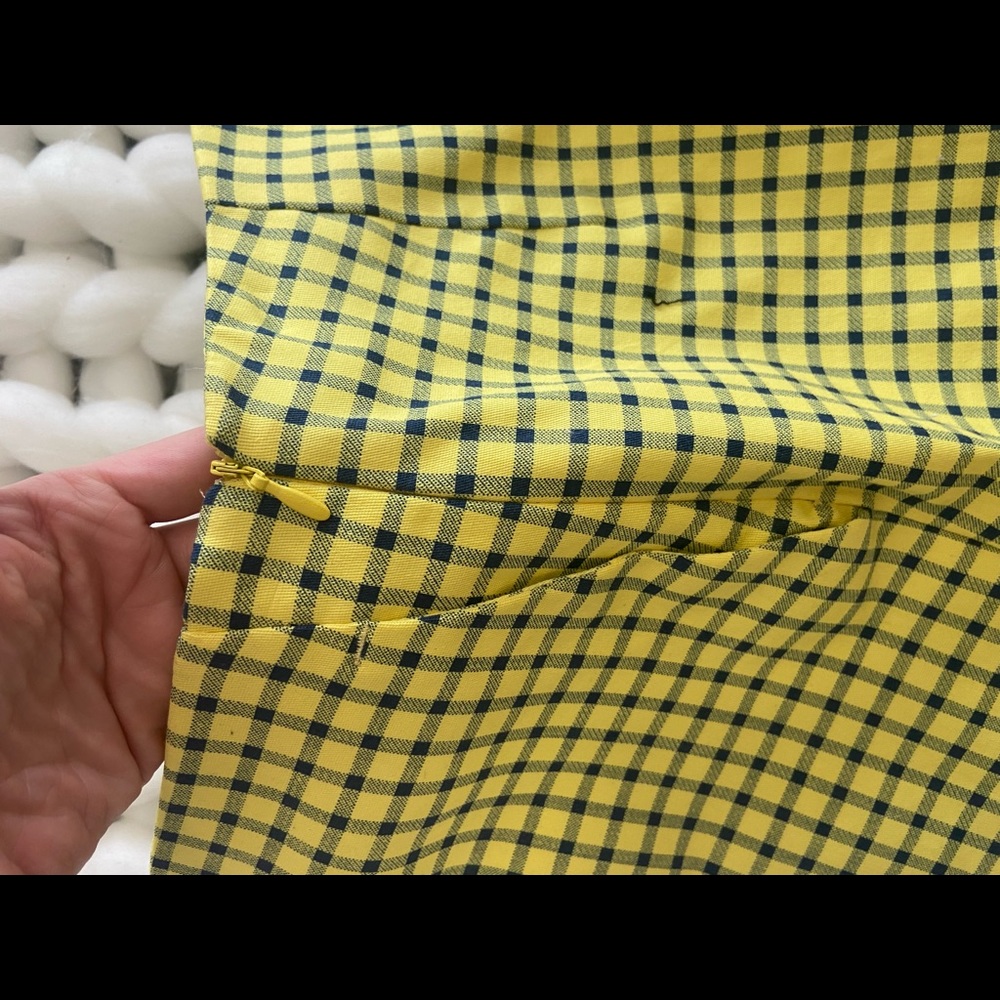 ZARA SHORTS - Picture 4 of 5